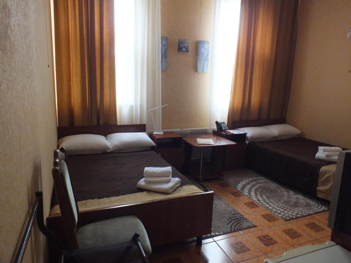 Vorontsovskiy Hotel Melitopolʼ Extérieur photo