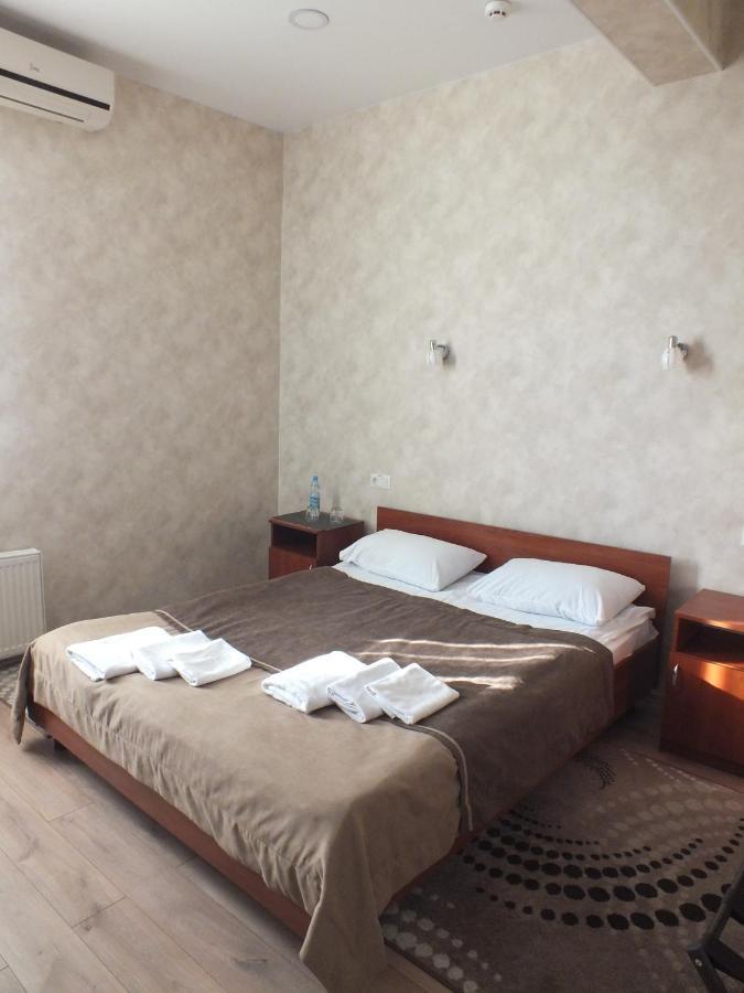 Vorontsovskiy Hotel Melitopolʼ Extérieur photo