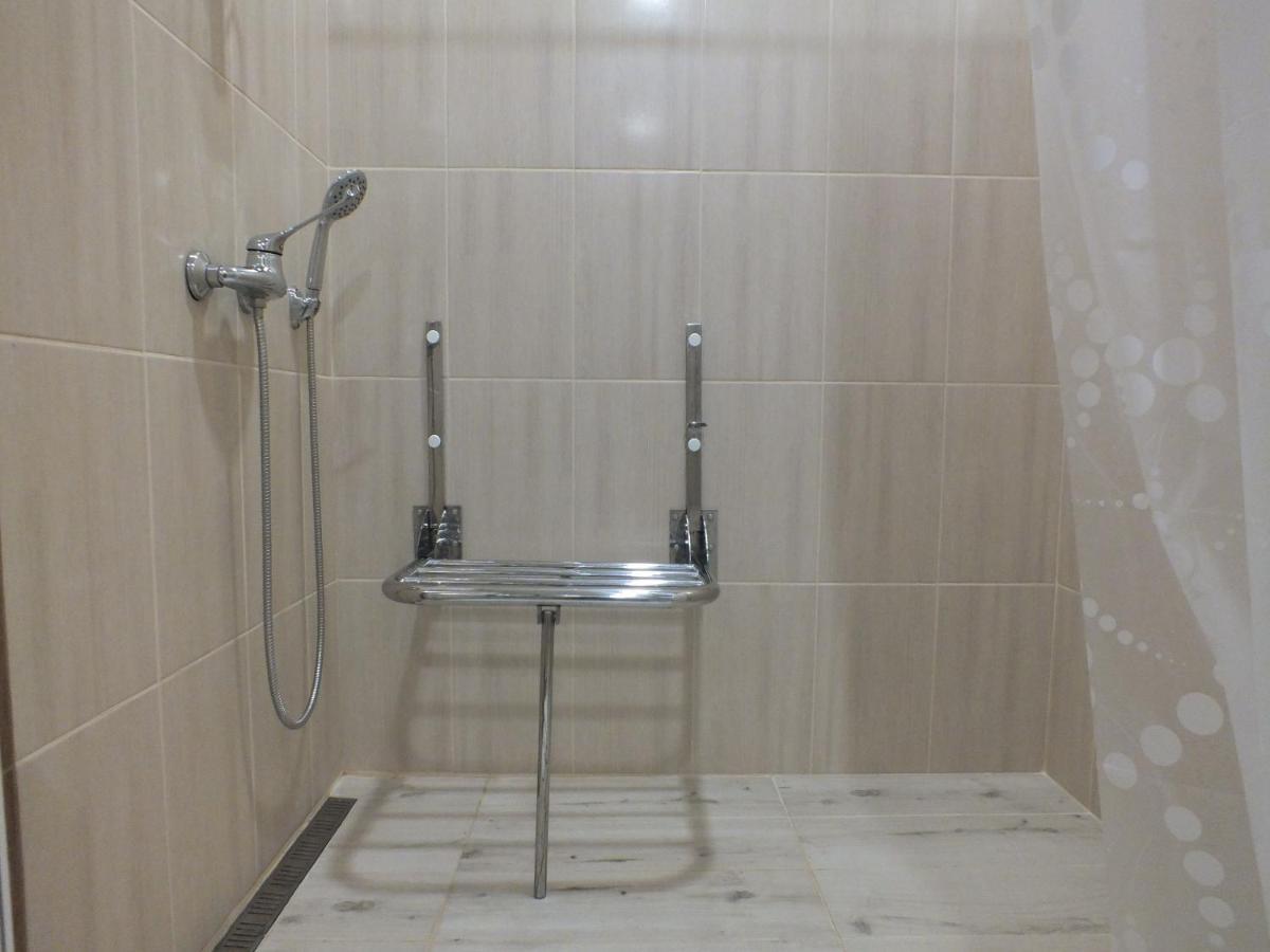 Vorontsovskiy Hotel Melitopolʼ Extérieur photo