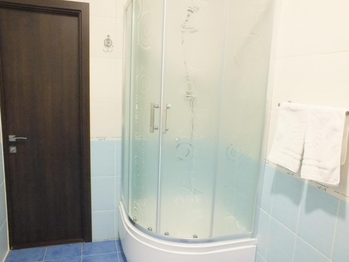Vorontsovskiy Hotel Melitopolʼ Extérieur photo