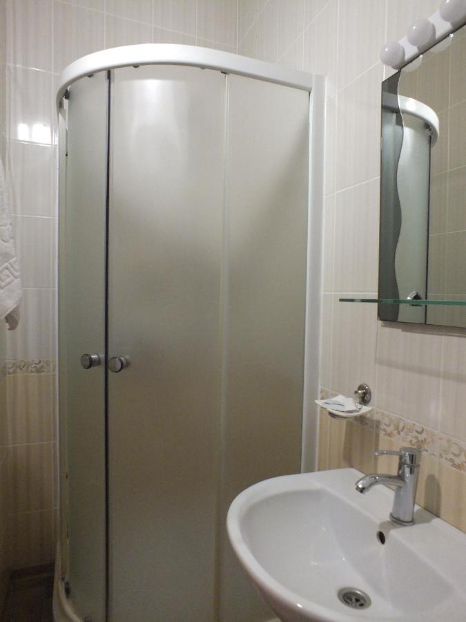 Vorontsovskiy Hotel Melitopolʼ Extérieur photo